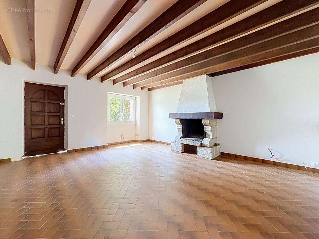 Maison à vendre, 71m², Saint-Molf