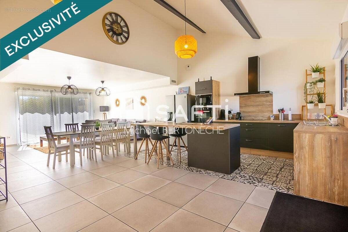 Maison à vendre, 125m², Libourne