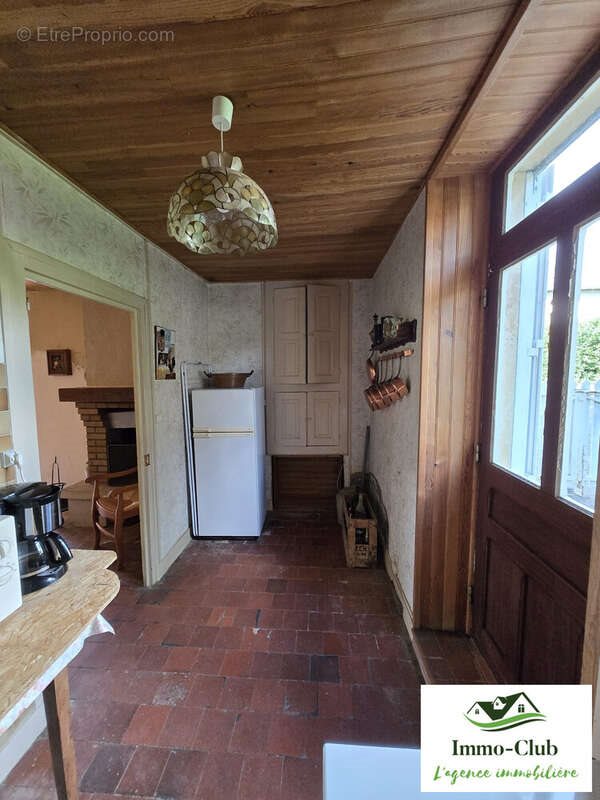 Maison à vendre, 51m², Villapourçon
