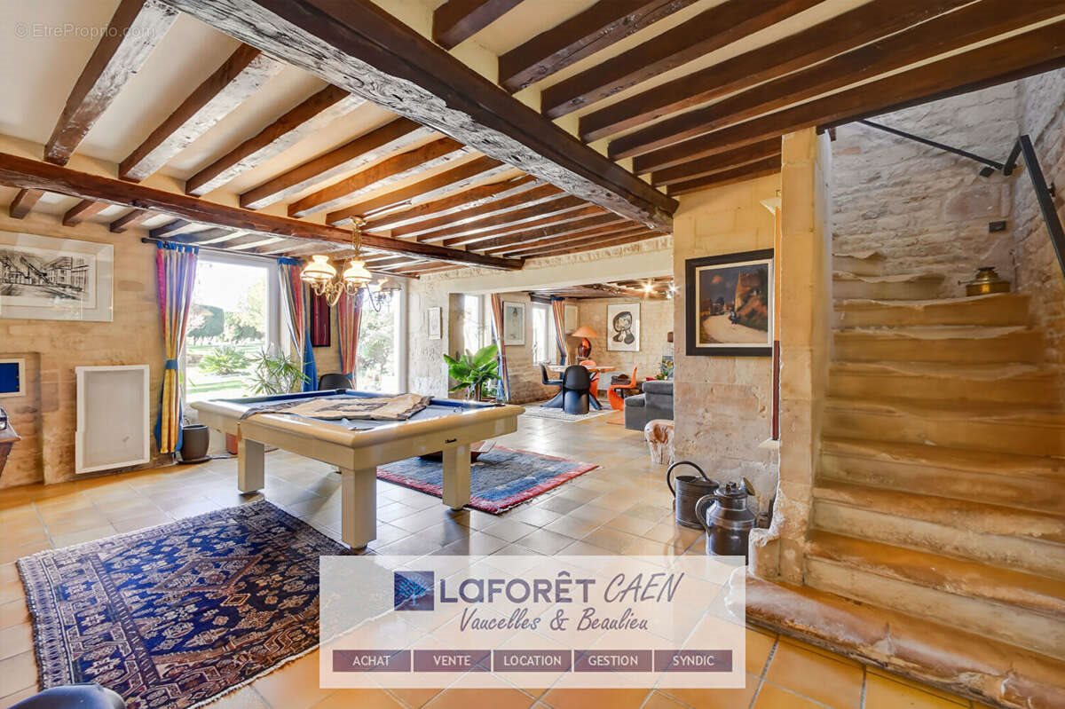 Maison à vendre, 285m², Caen