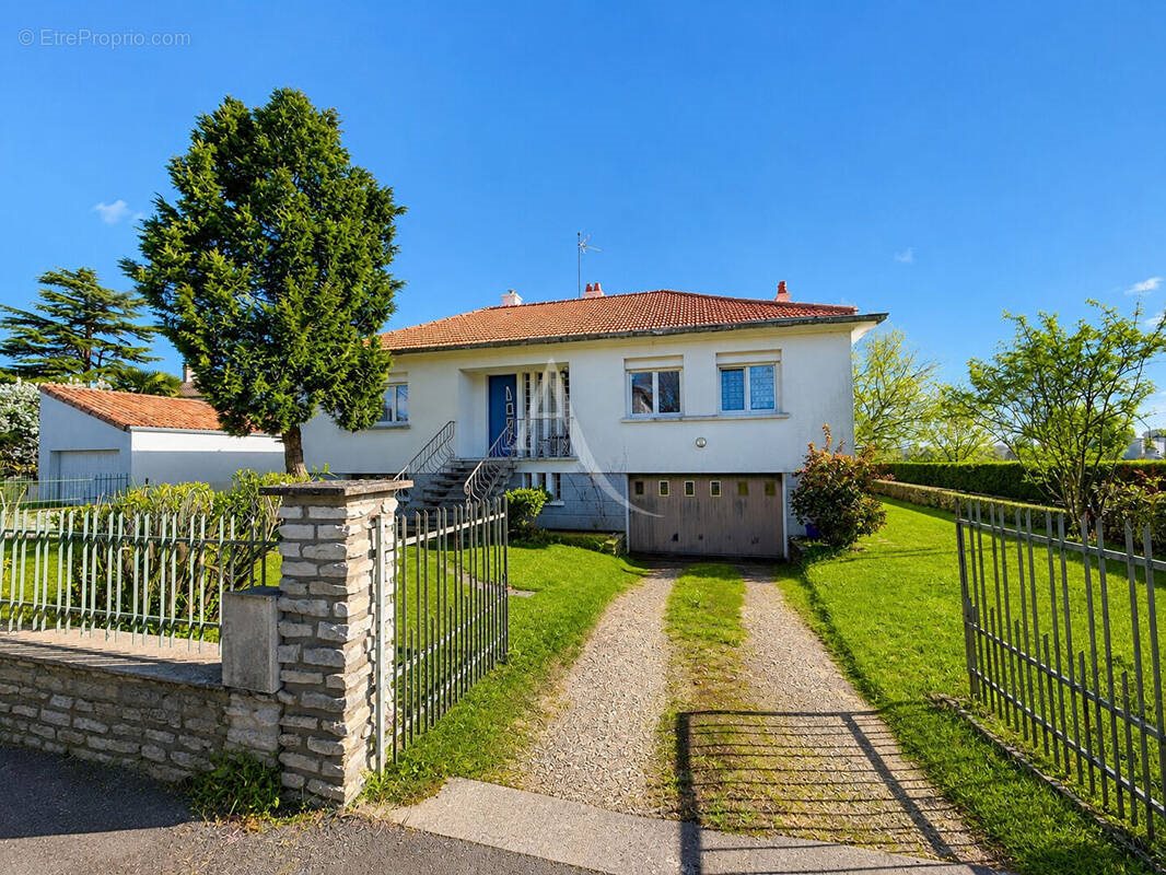 Maison à vendre, 103m², Poitiers