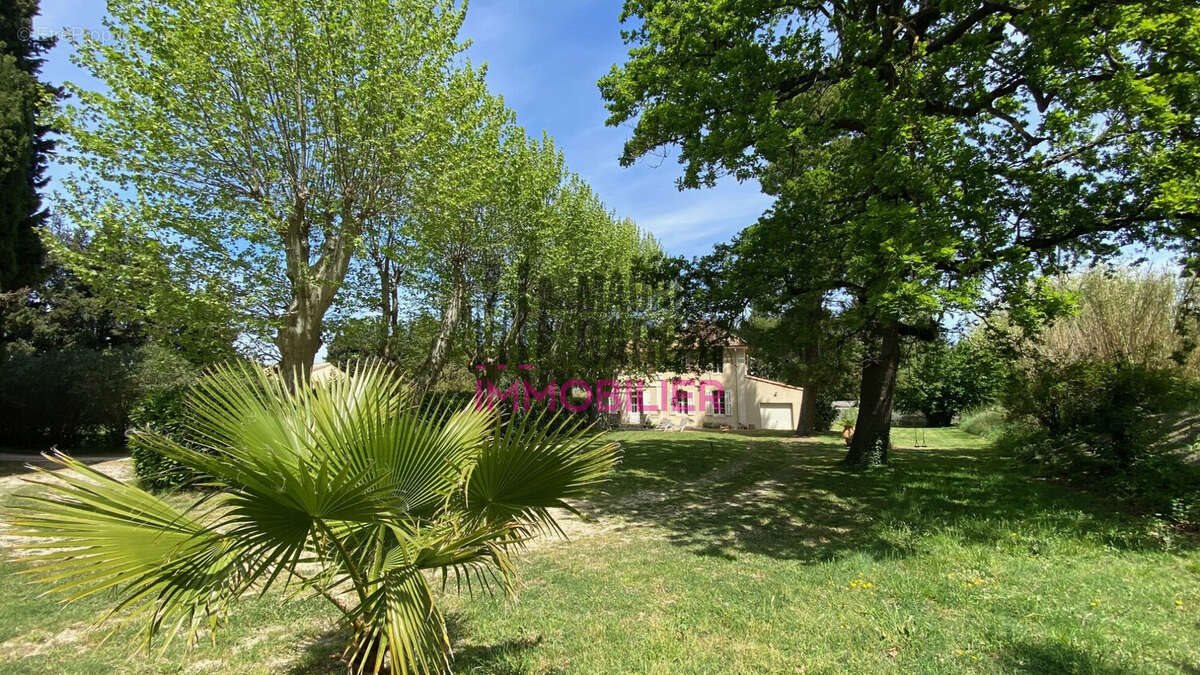 Maison à vendre, 160m², Sorgues