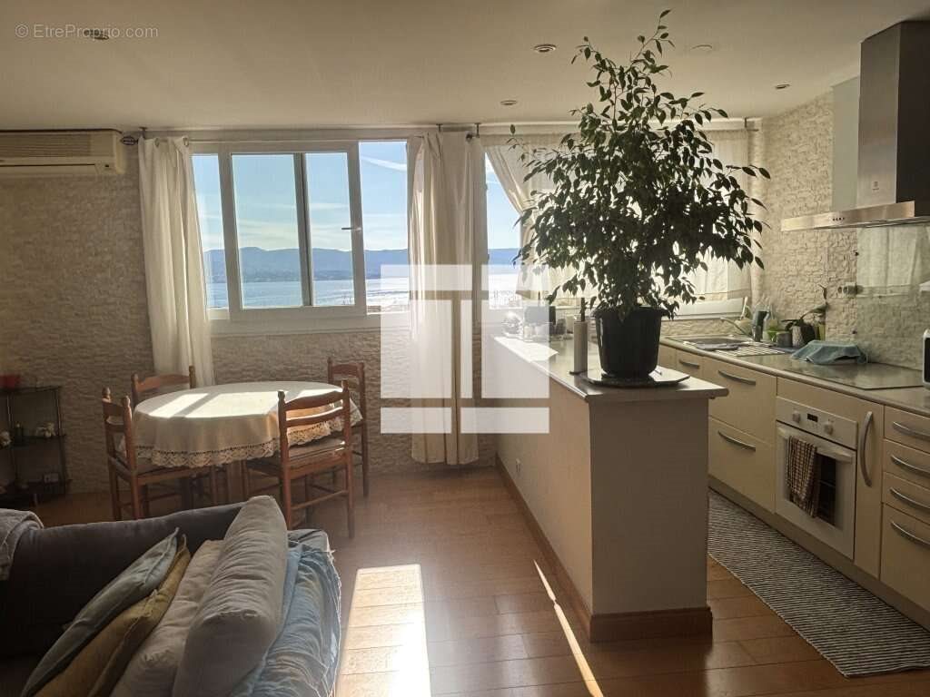 Appartement à vendre, 65m², Ajaccio