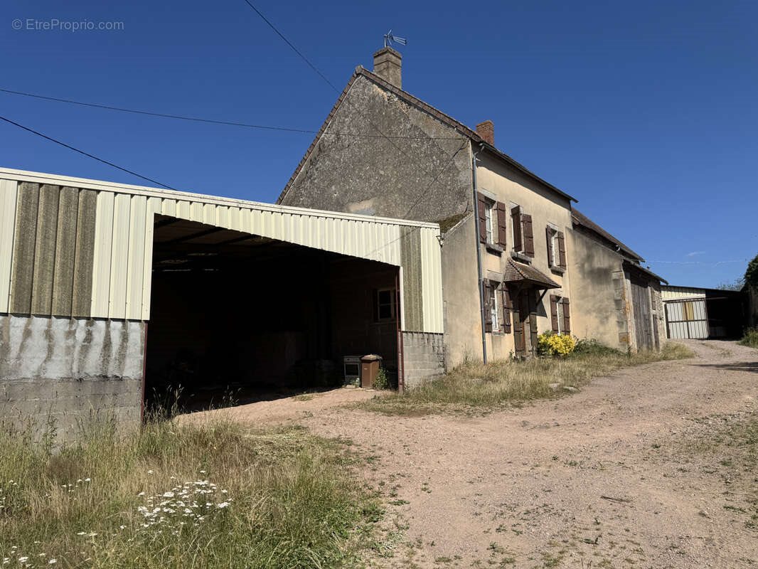 Maison à vendre, 125m², Lormes