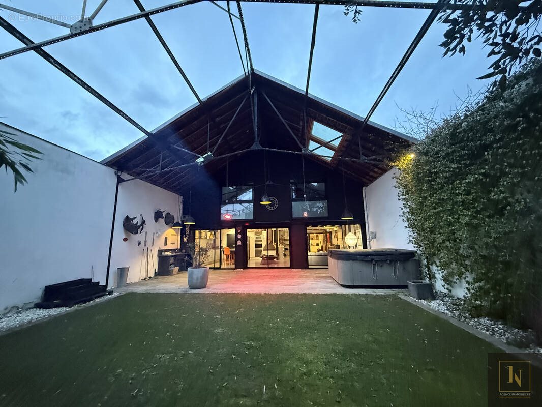 Maison à vendre, 204m², Cholet