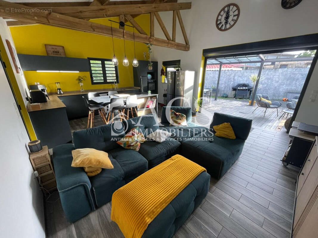 Maison à vendre, 96m², Fort-de-France