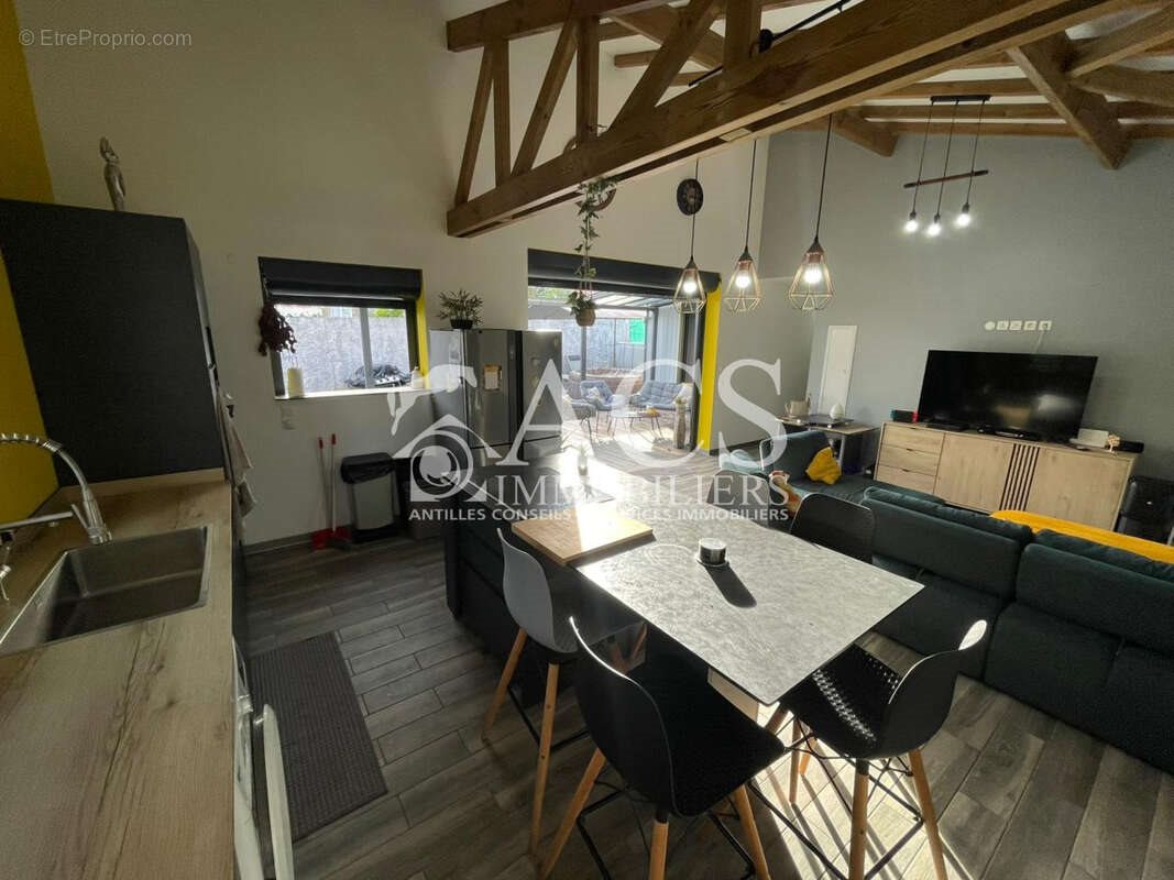 Maison à vendre, 96m², Fort-de-France
