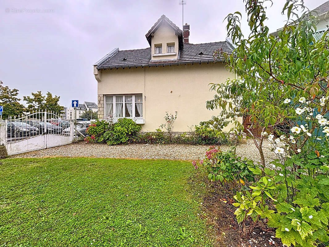 Maison à vendre, 66m², Lisieux