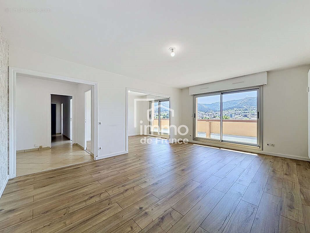 Appartement à vendre, 95m², Oyonnax