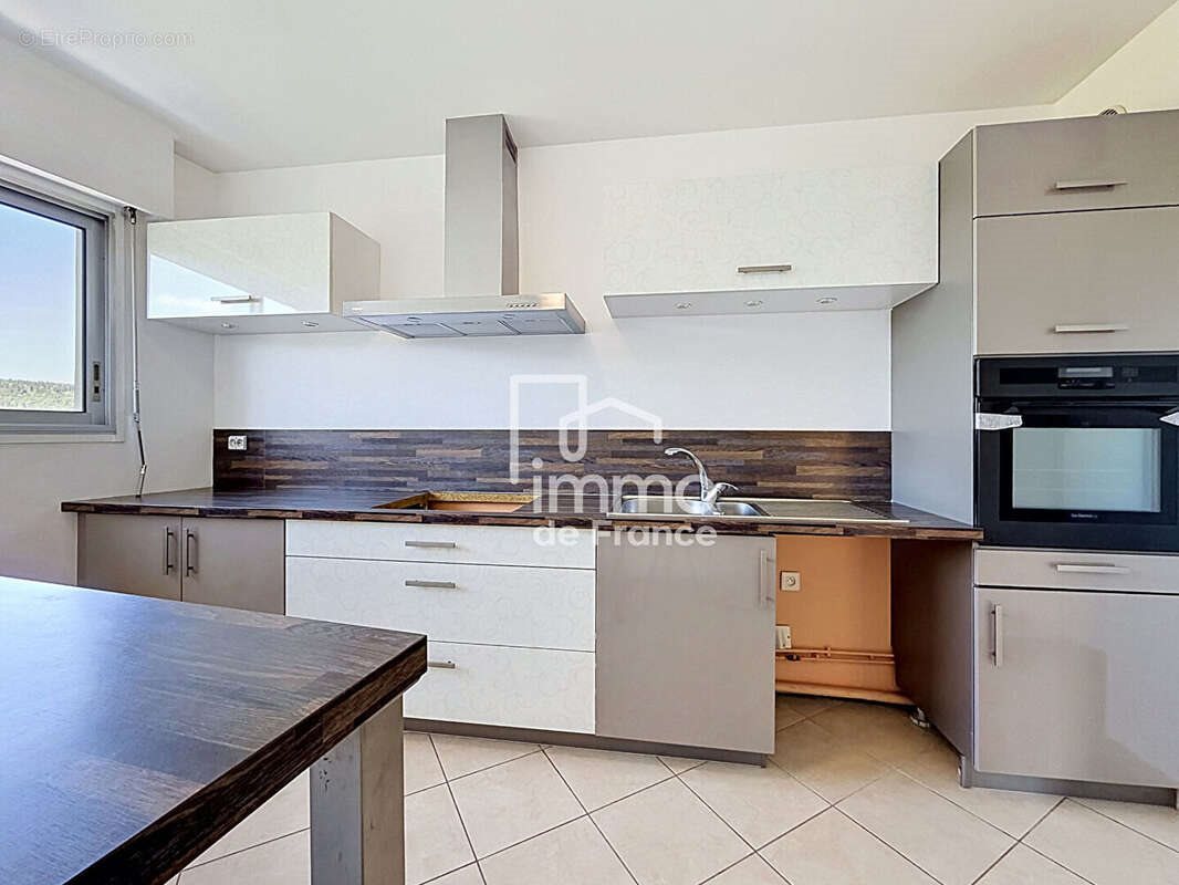 Appartement à vendre, 95m², Oyonnax