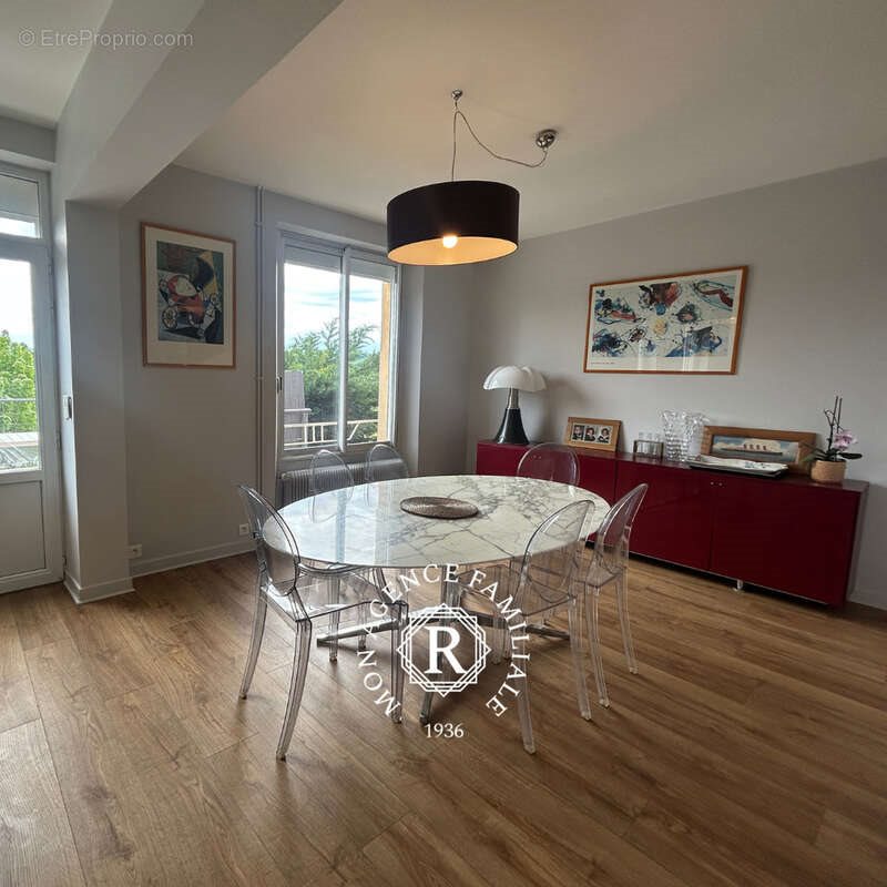 Maison à vendre, 252m², Courpière