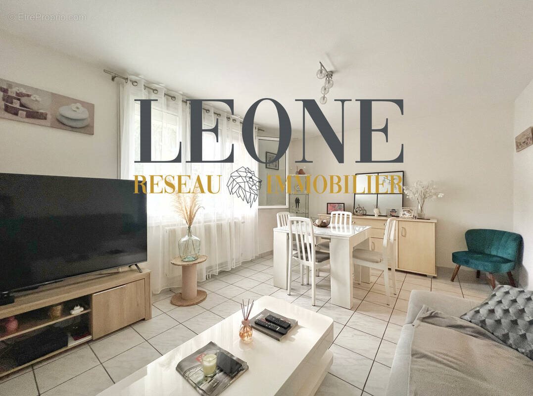 Appartement à vendre, 63m², Pierre-Bénite