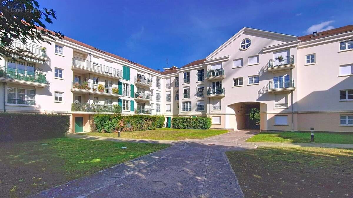 Appartement à vendre, 83m², Rueil-Malmaison