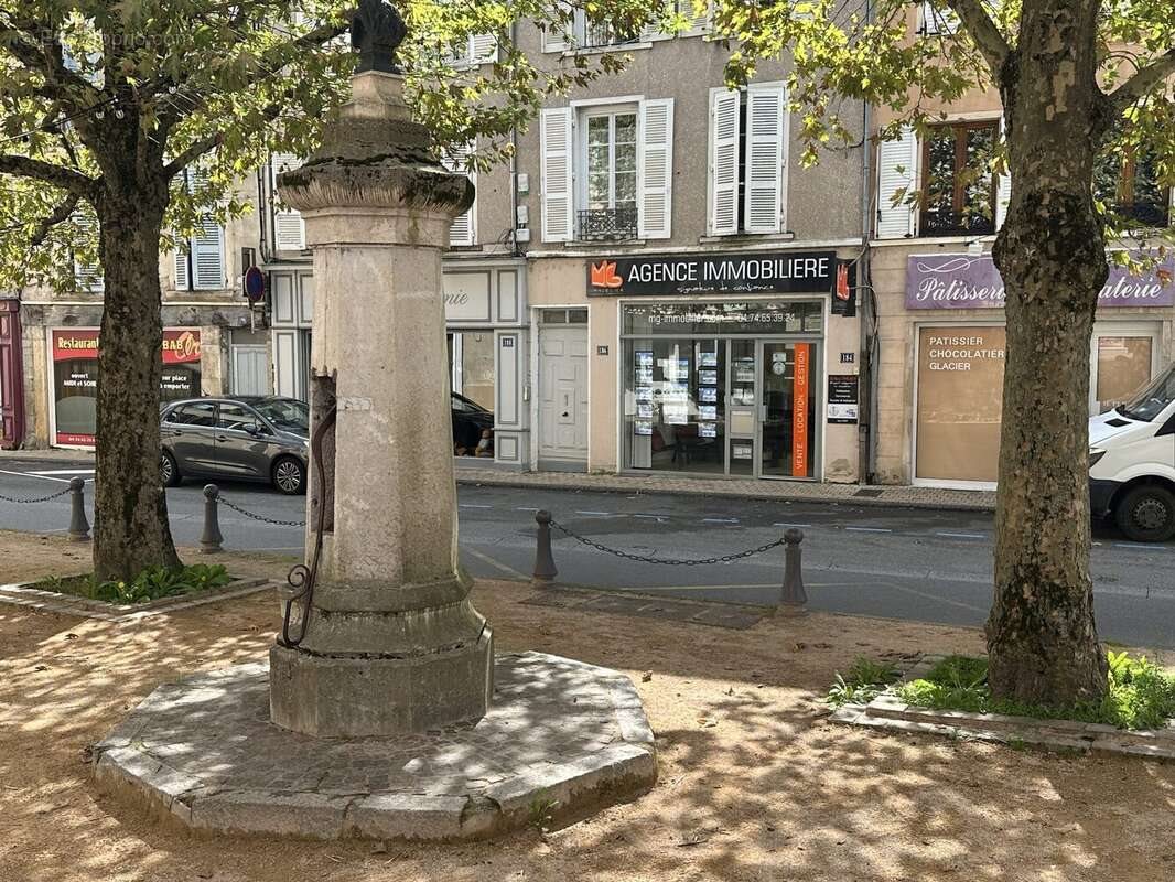 Appartement à vendre, 103m², Beaujeu