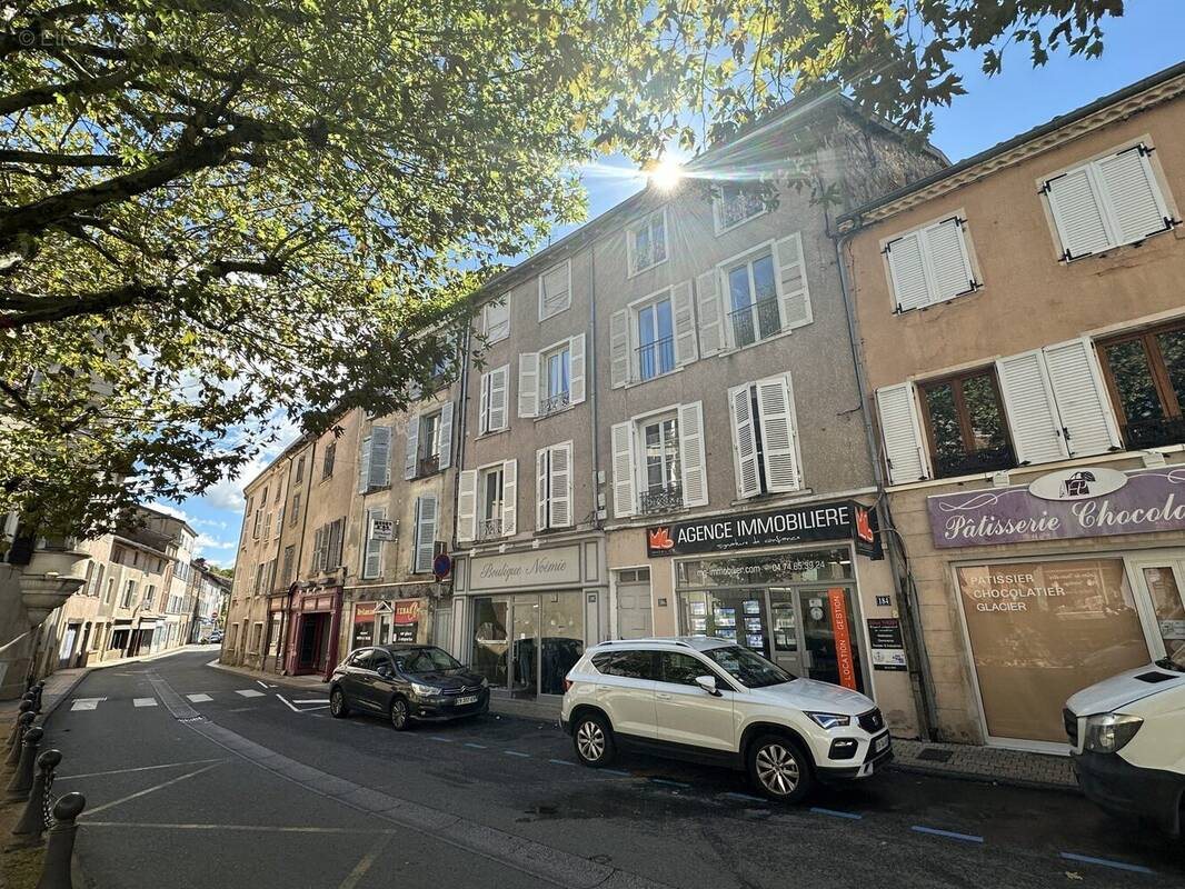 Appartement à vendre, 103m², Beaujeu