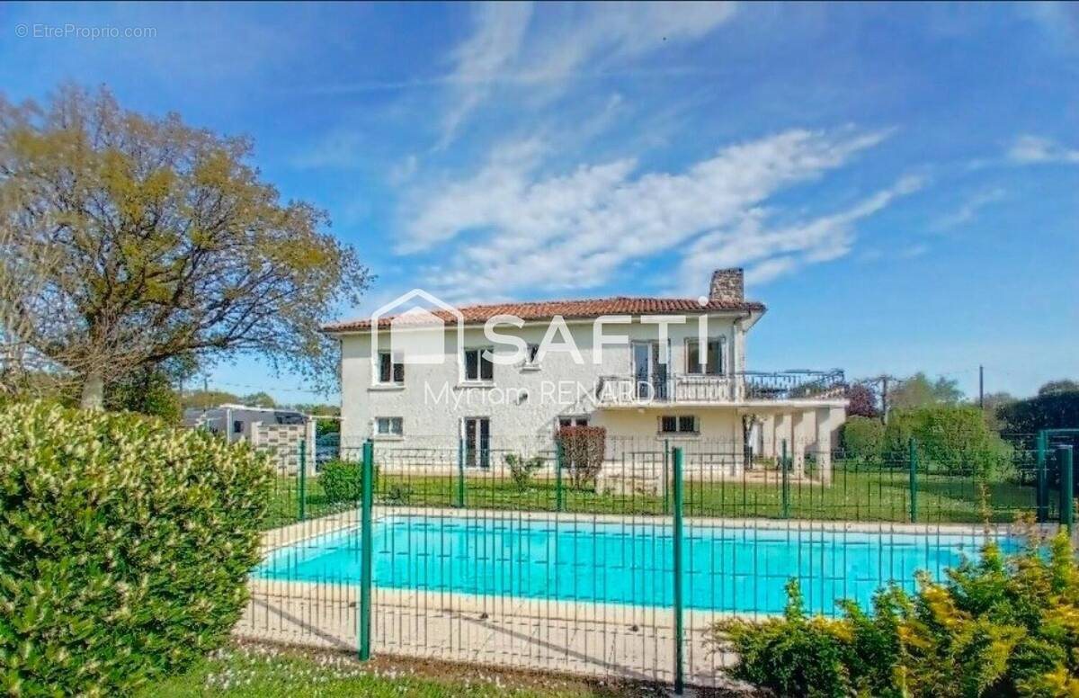 Maison à vendre, 218m², Fontcouverte