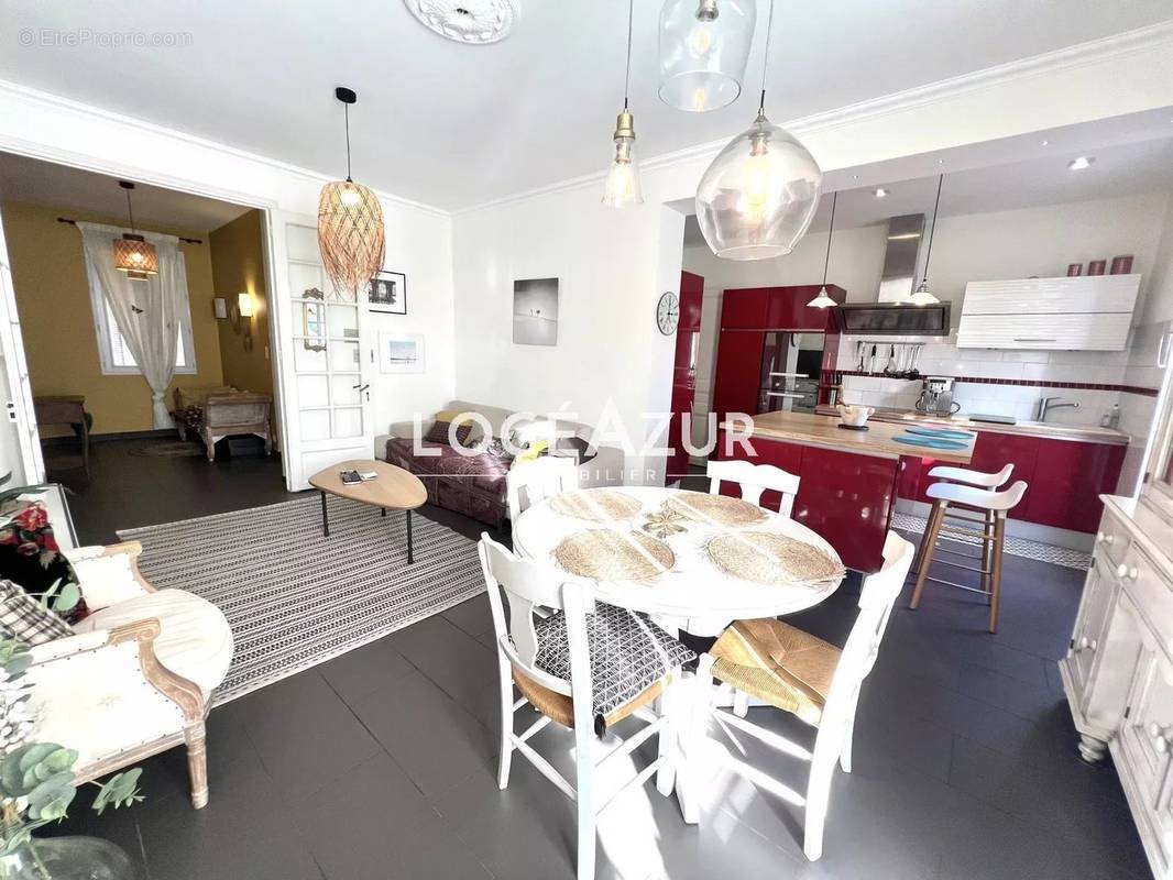 Appartement à vendre, 82m², Antibes