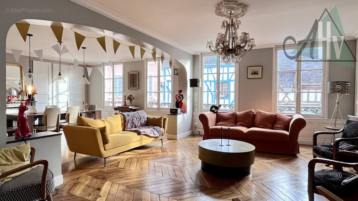 Maison à vendre, 255m², Provins