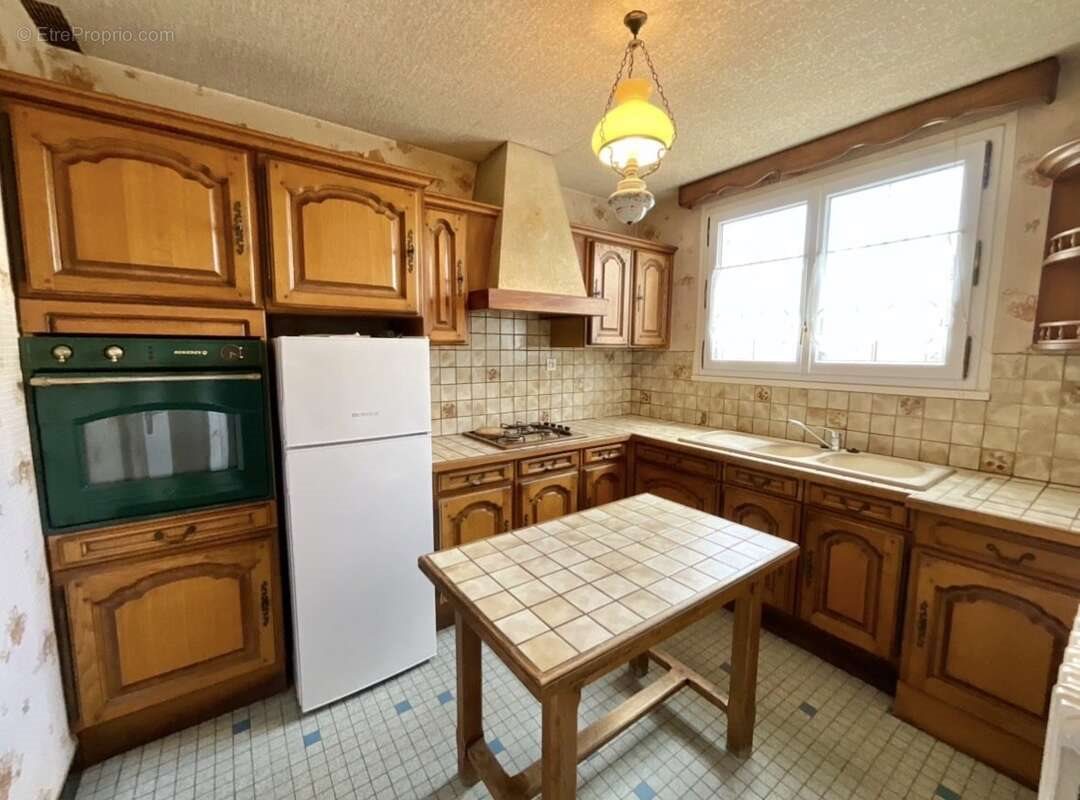 Maison à vendre, 88m², Saint-Denis-de-l'Hôtel