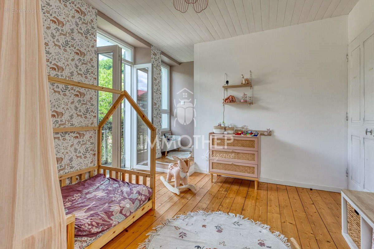 Maison à vendre, 110m², Tullins