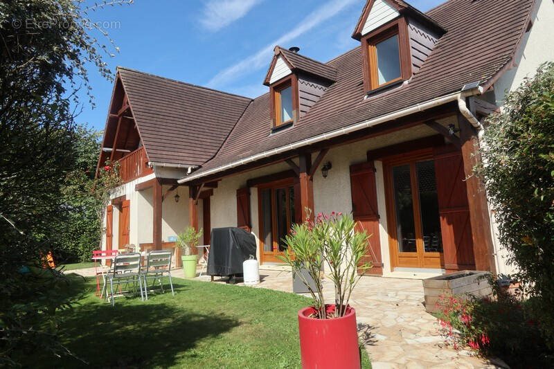 Maison à vendre, 137m², Canteleu