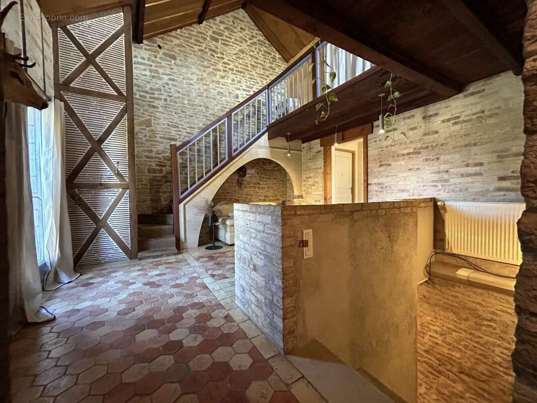 Maison à vendre, 200m², Saint-Vit