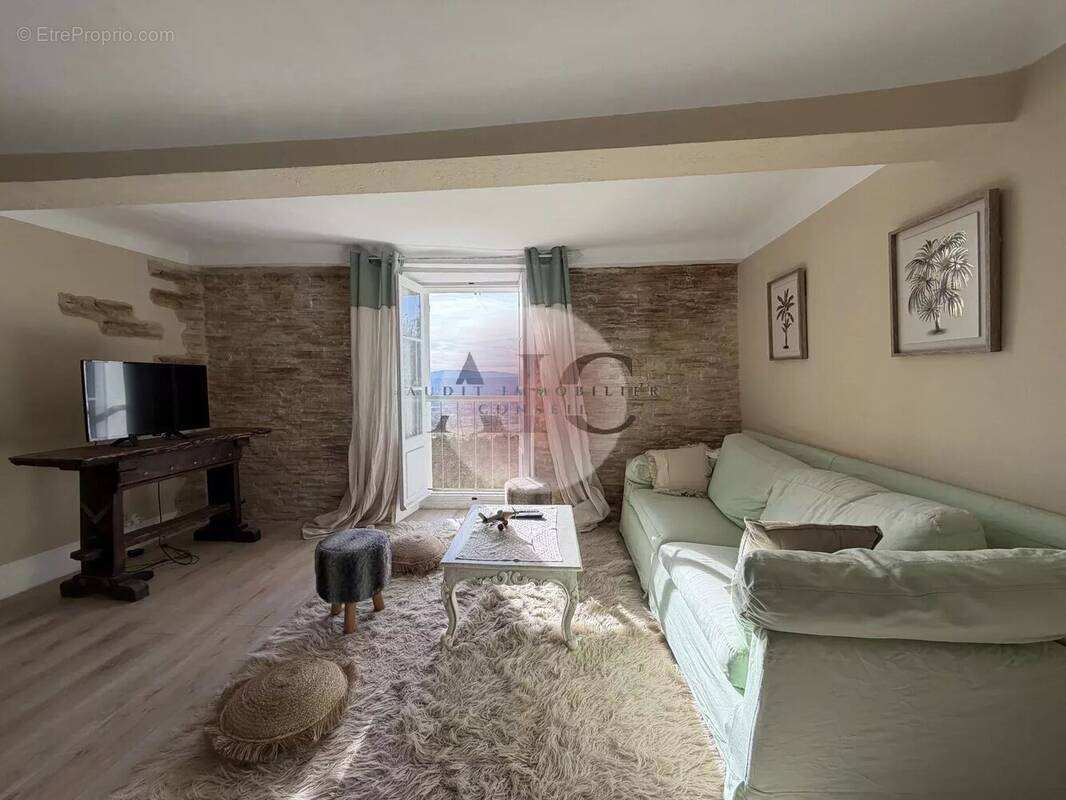 Maison à vendre, 110m², Fayence