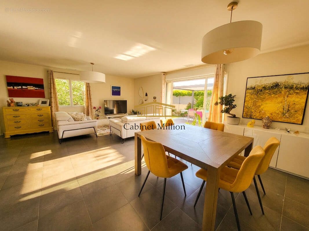 Maison à vendre, 145m², Mireval