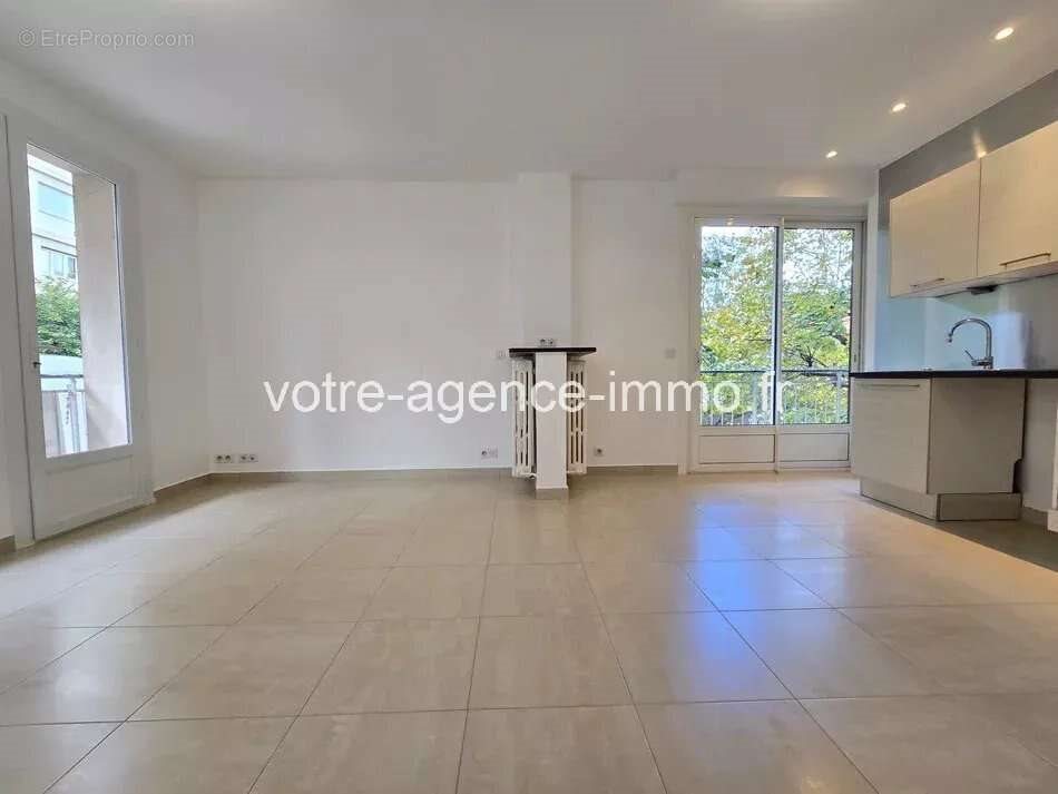 Appartement à vendre, 56m², Nice