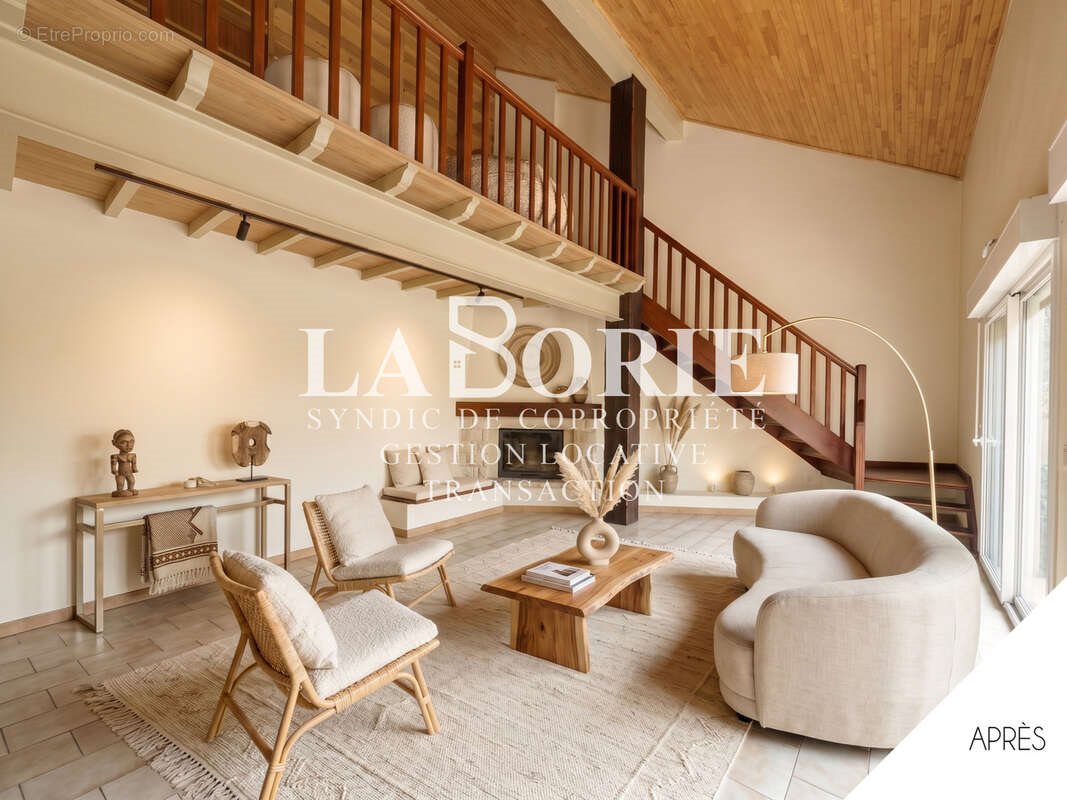 Maison à vendre, 245m², Orange