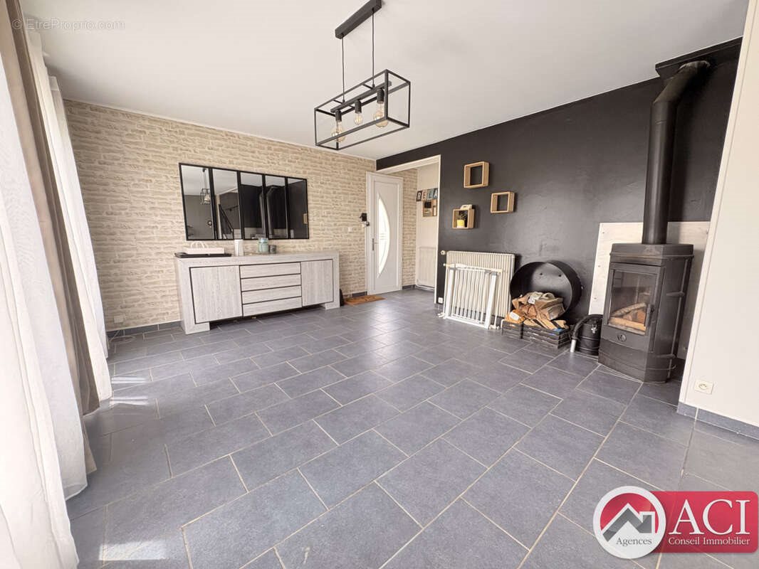 Maison à vendre, 102m², Méru