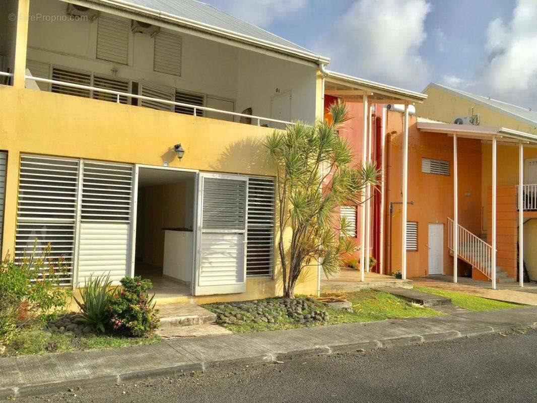 Appartement à vendre, 64m², Le Moule