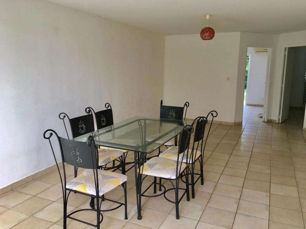 Appartement à vendre, 64m², Le Moule