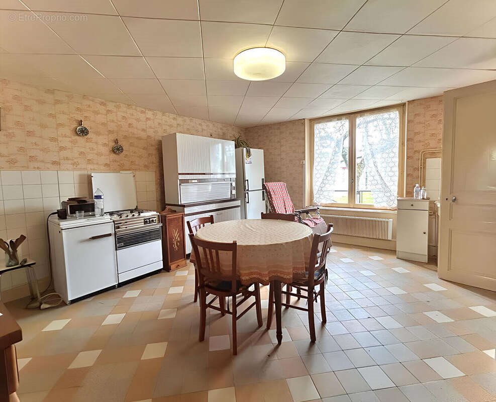 Maison à vendre, 110m², Flavigny-sur-Moselle