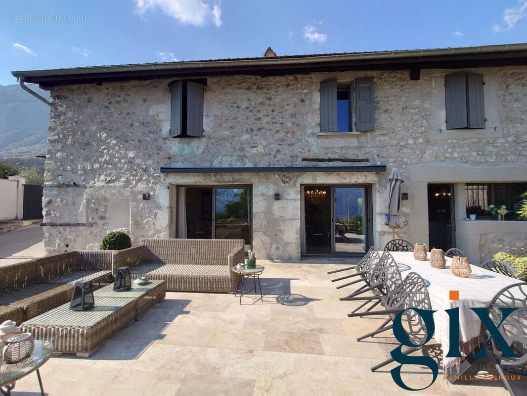 Maison à vendre, 178m², Biviers