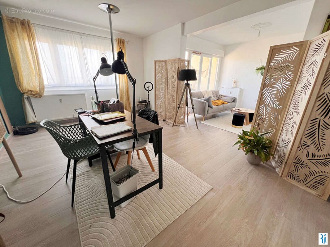 Appartement à vendre, 94m², Canteleu