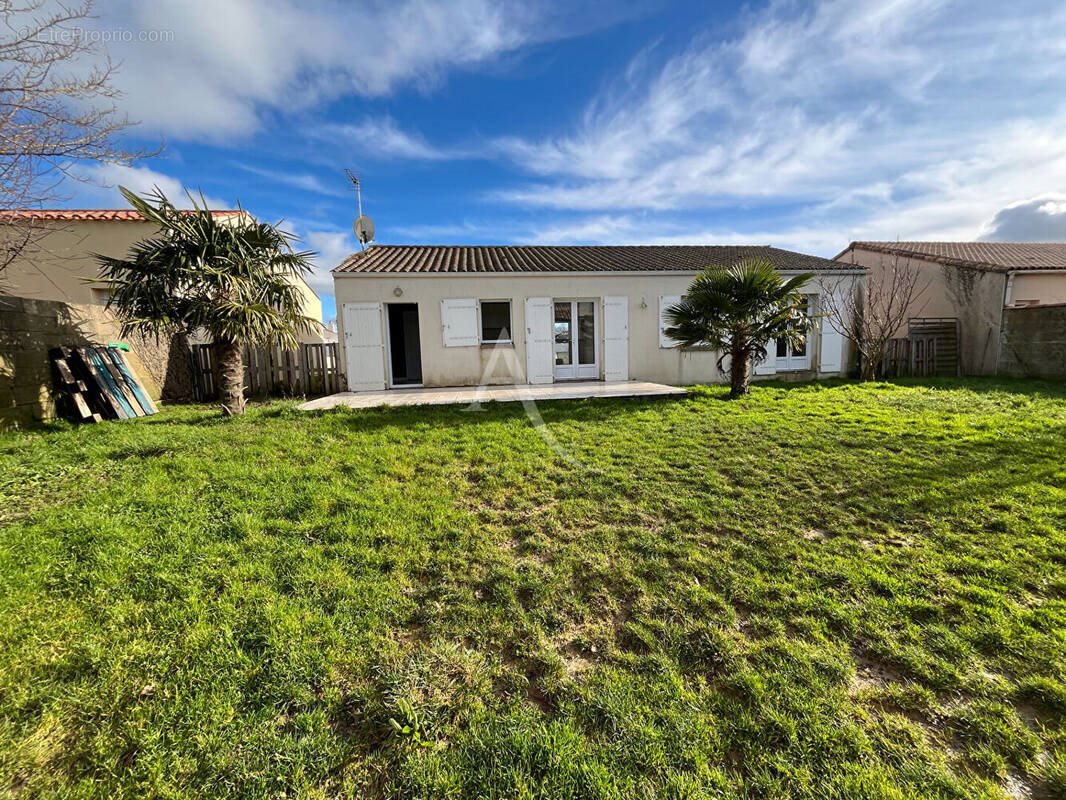 Maison à vendre, 78m², Grosbreuil