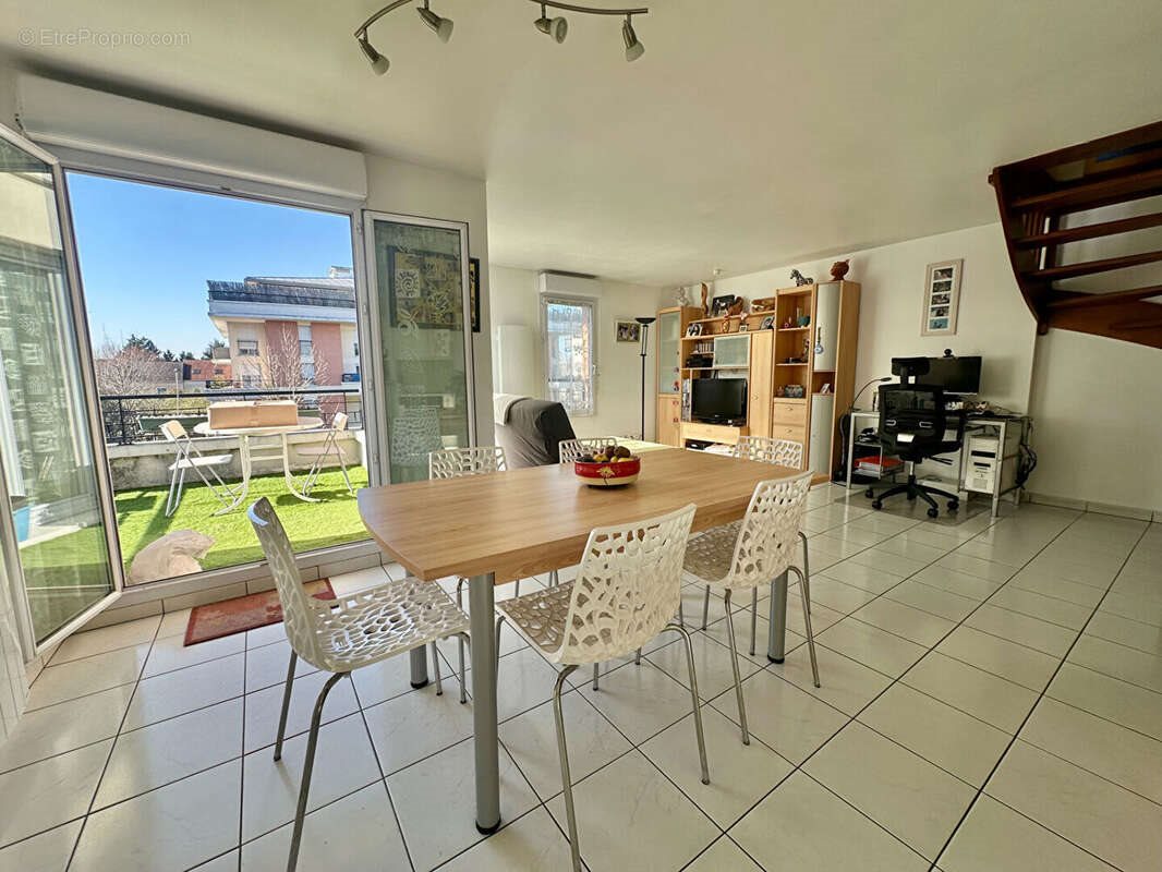 Appartement à vendre, 80m², Bondy