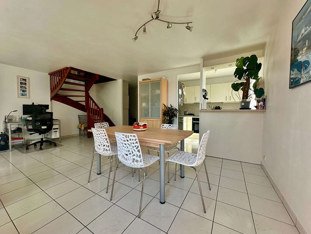 Appartement à vendre, 80m², Bondy