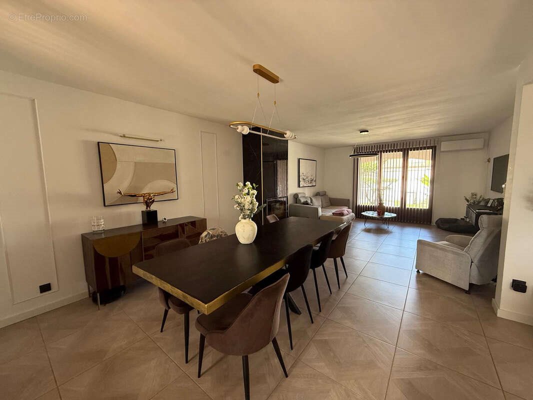 Maison à vendre, 120m², Nézignan-l'Evêque