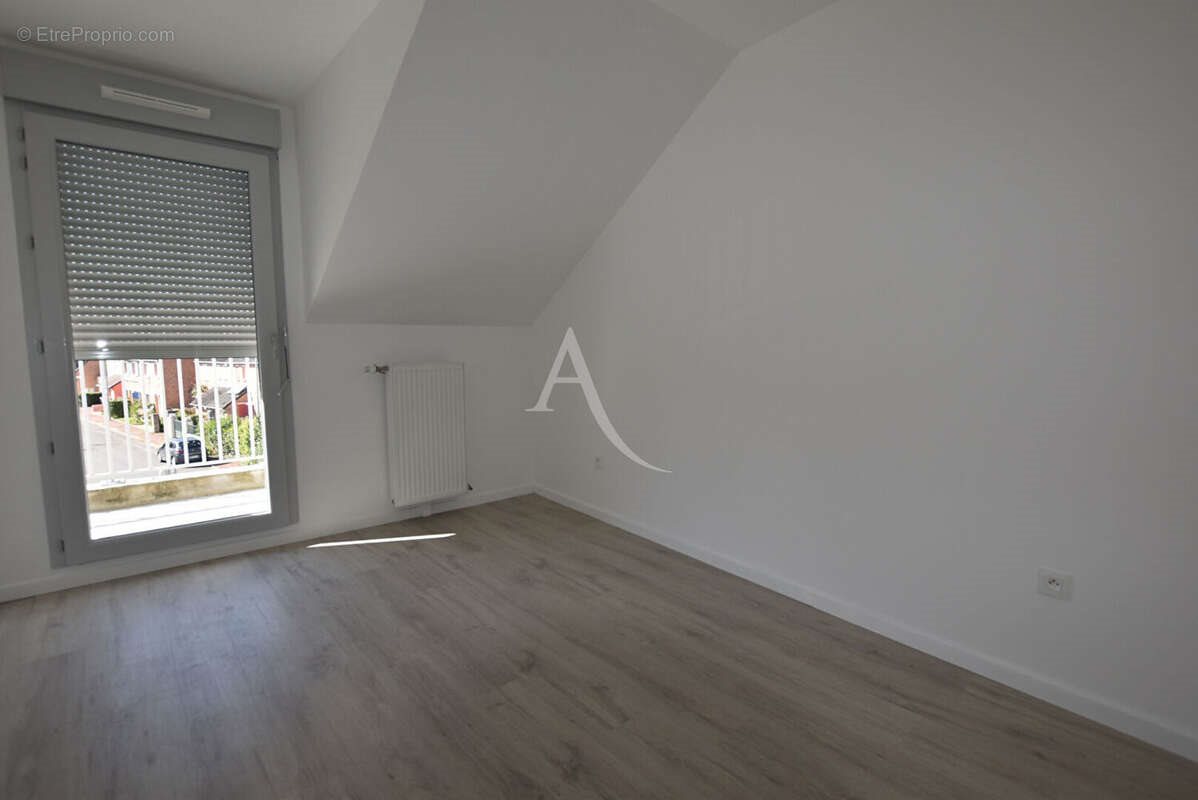 Appartement à vendre, 76m², Combs-la-Ville