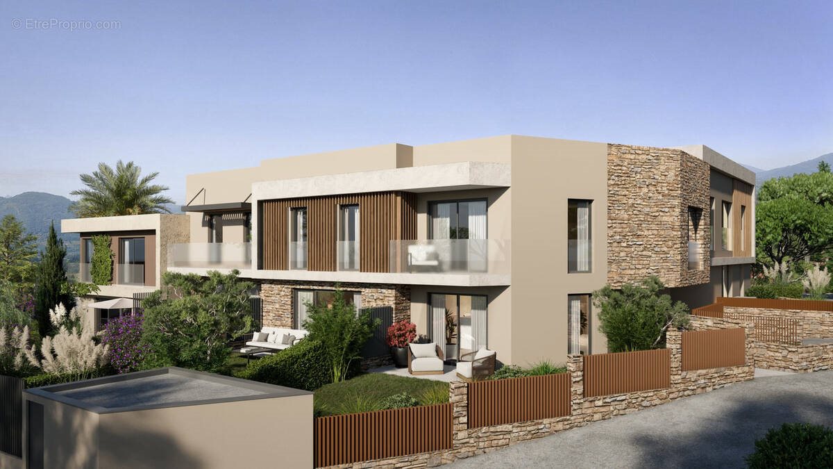 Maison à vendre, 70m², Saint-Raphaël