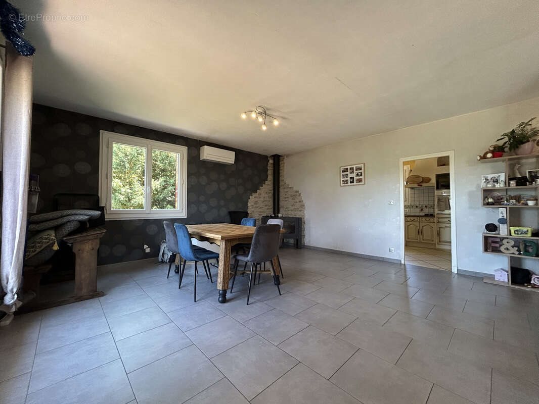 Maison à vendre, 138m², Evaux-les-Bains
