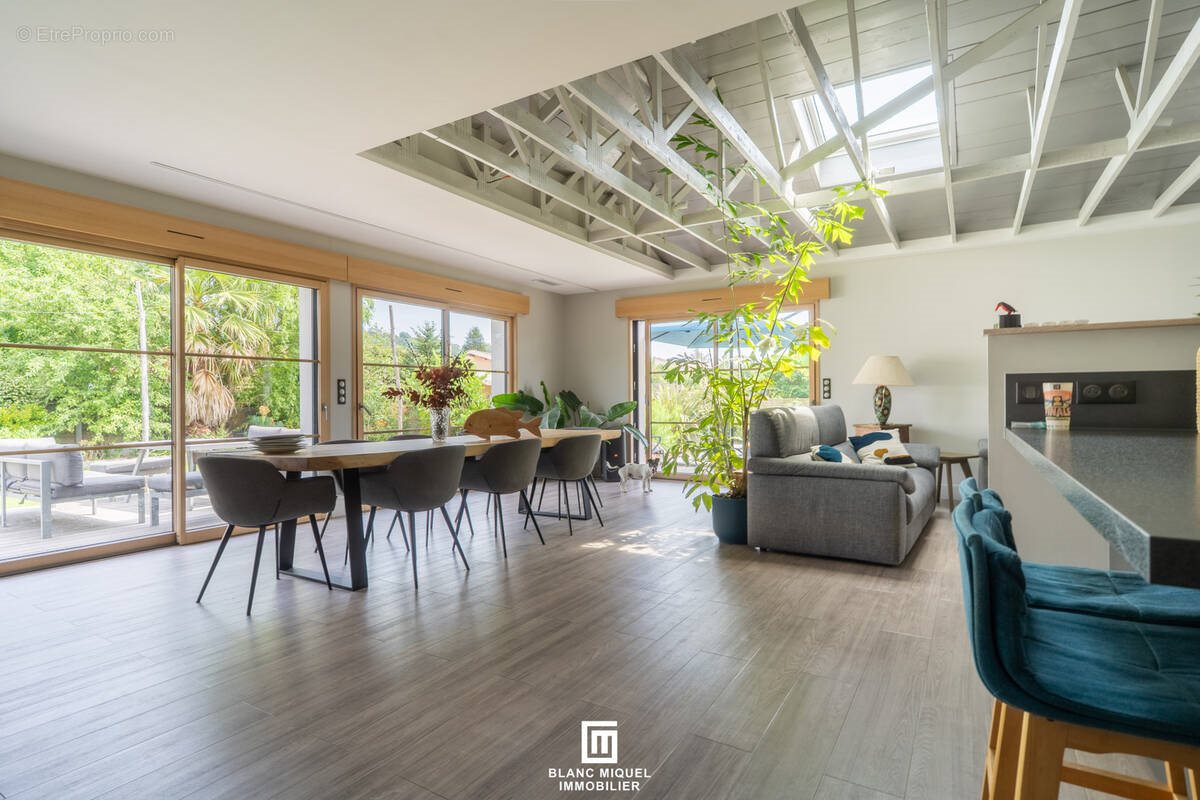 Maison à vendre, 180m², Floirac