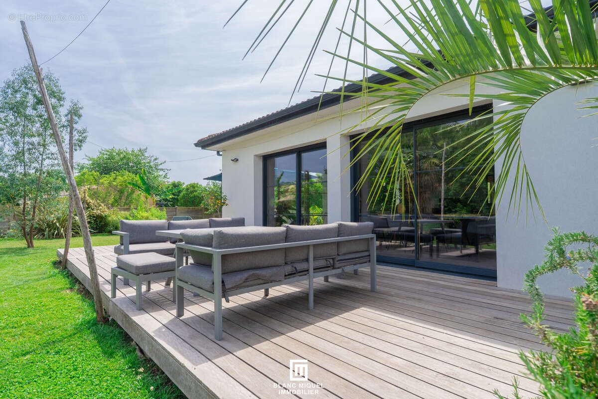 Maison à vendre, 180m², Floirac