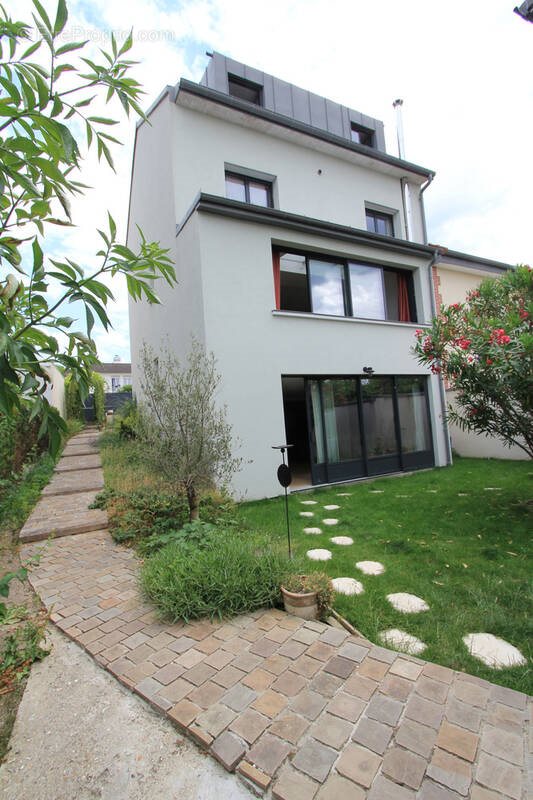 Maison à vendre, 207m², Rueil-Malmaison
