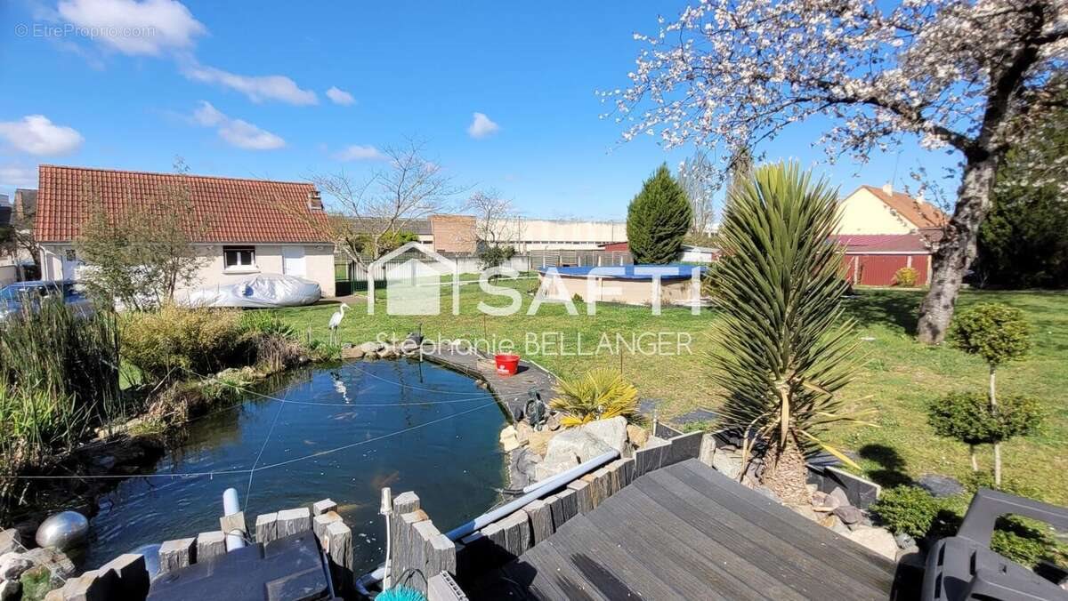 Maison à vendre, 203m², La Suze-sur-Sarthe