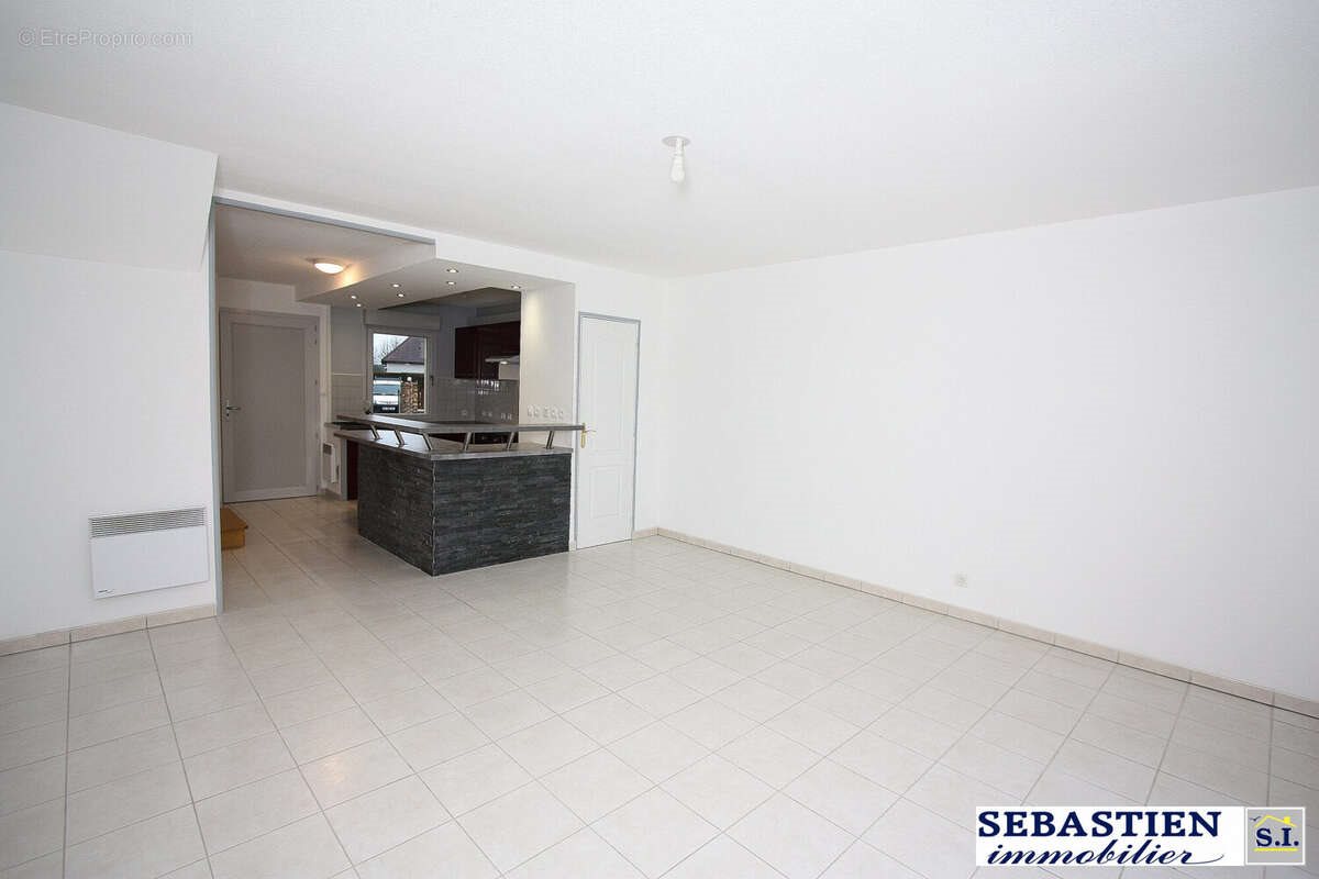 Maison à vendre, 71m², Estissac