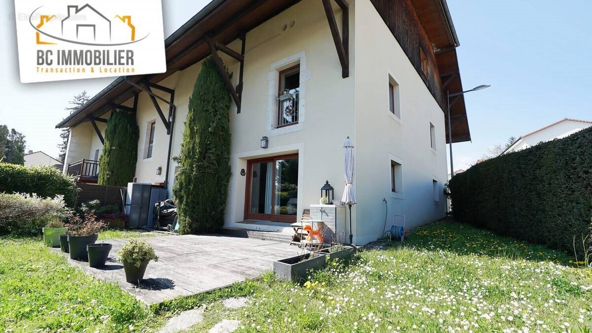 Appartement à vendre, 151m², Prévessin-Moëns