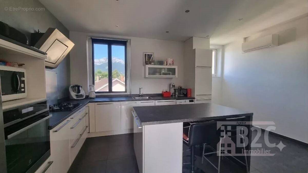 Appartement à vendre, 66m², Saint-Martin-d'Hères